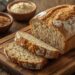 Glutenfreies Brot: Warum es so oft bröselt und wie es besser geht
